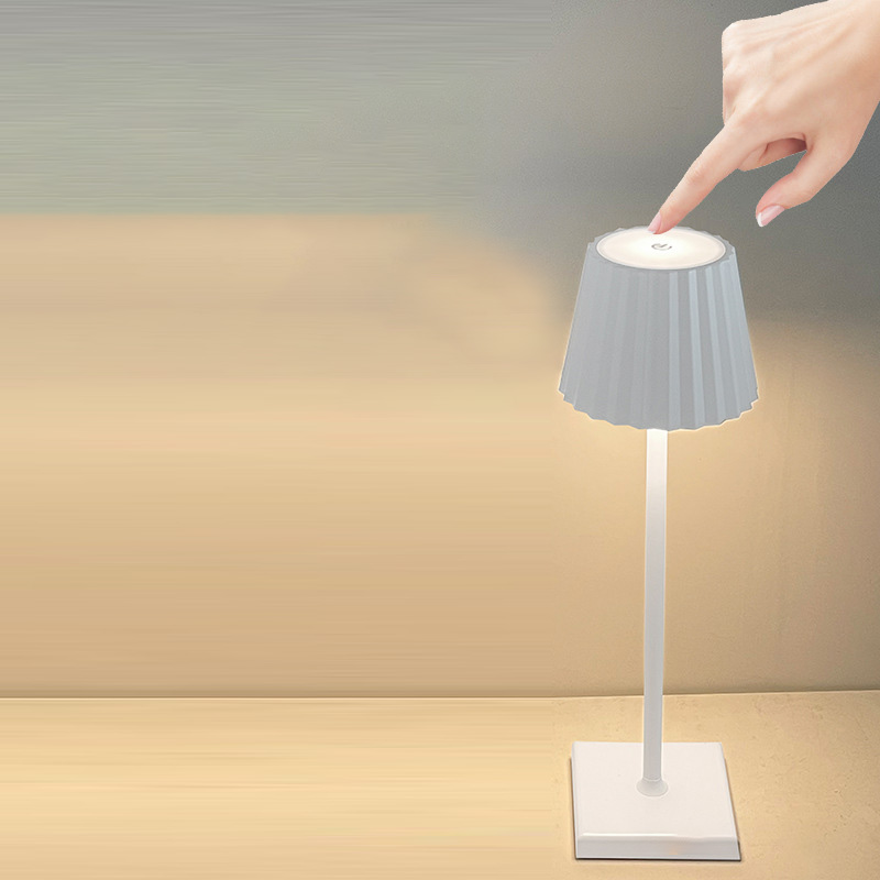 Table lamp LED Simple Modern Hardware Decoration Tall Table Lamp Bedroom Bedside Touch Switch USB Charging Night Light