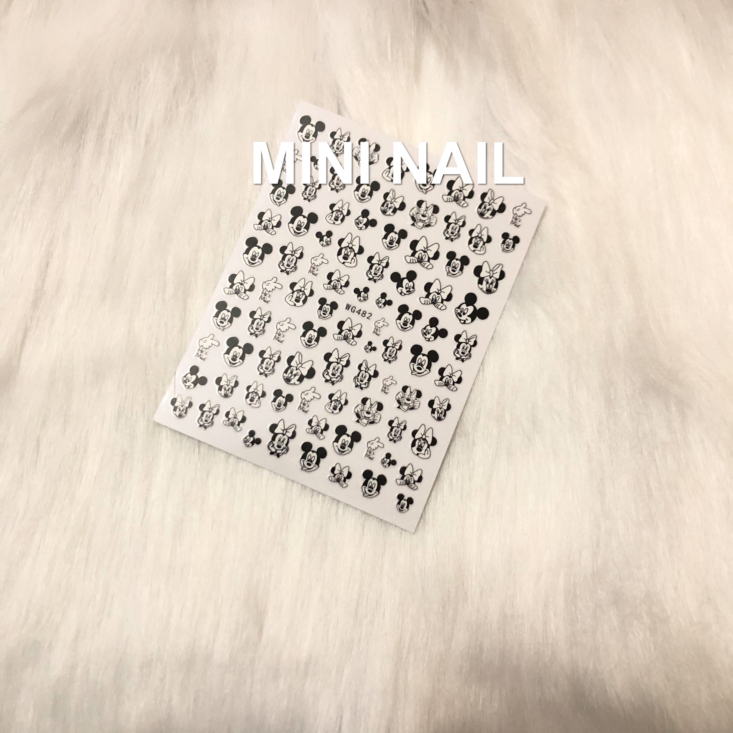 Sticker nail hình mickey, hello kitty
