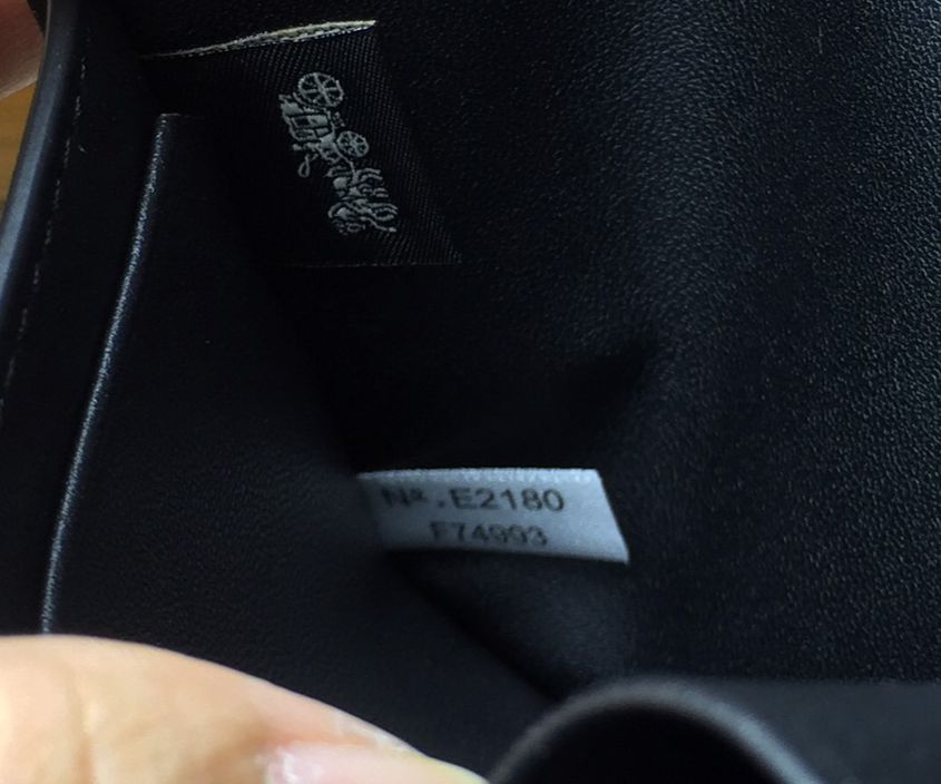 Coach F74993 logo c đen