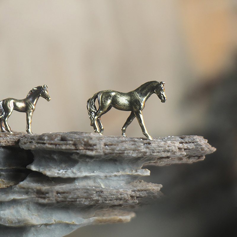Antique%20Brass%20Solid%20Long%20Tail%20Horse%20Figurines%20Miniatures%20Feng%20Shui%20Ornaments%20Copper%20Zodiac%20Animal%20Mini%20Desktop%20Decoration%20Crafts%20JINBING%20-%20Image%203