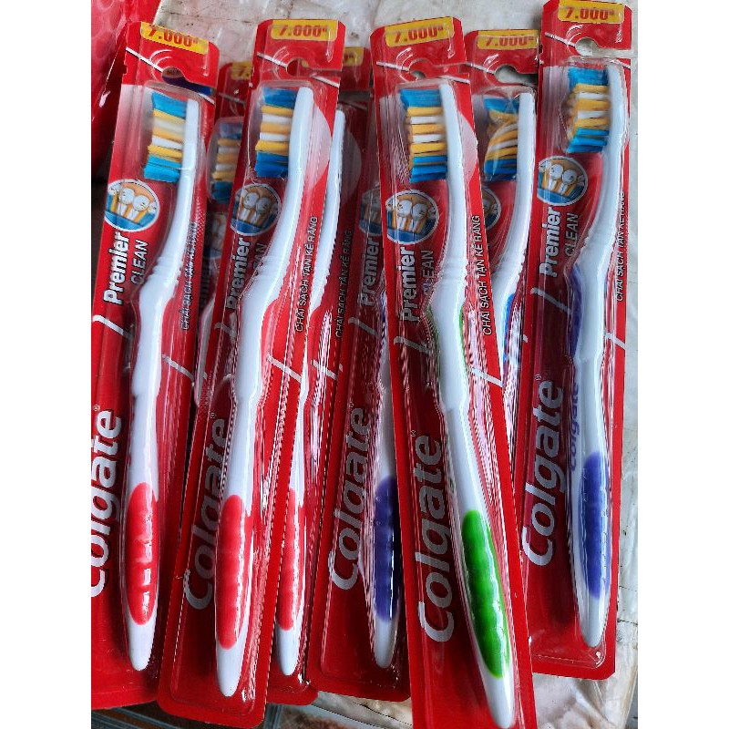 Vỉ 12 cây bàn chải đánh răng Colgate Premier Clean (loại giá bao bì 8k)