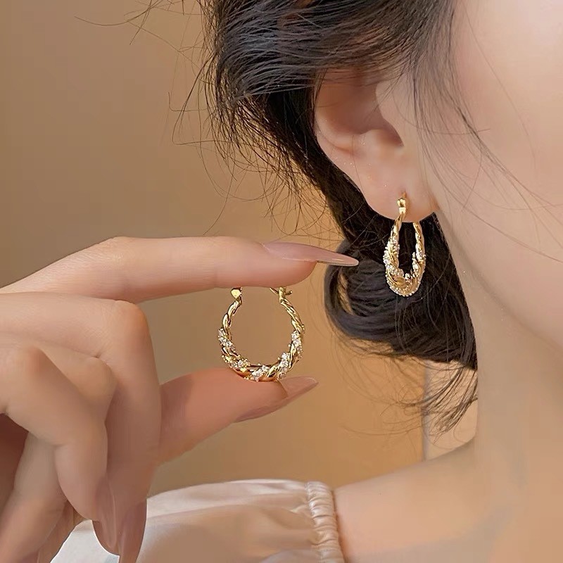Elegant%20Delicate%20Simple%20Gold%20Hoop%20Earrings%20Crystal%20Zircon%20Twist%20Earrings%20for%20Women%20Accessories%20Trendy%20-%20Image%206
