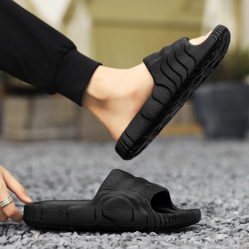 【New release】 Summer Wear Couples EVA Indoor Flip-Flops Slippers.
