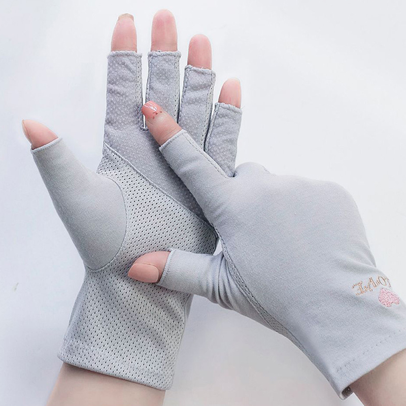 1 Pair Anti UV Gloves UV Shield Glove Fingerless Manicure Nail Art Tool. 
