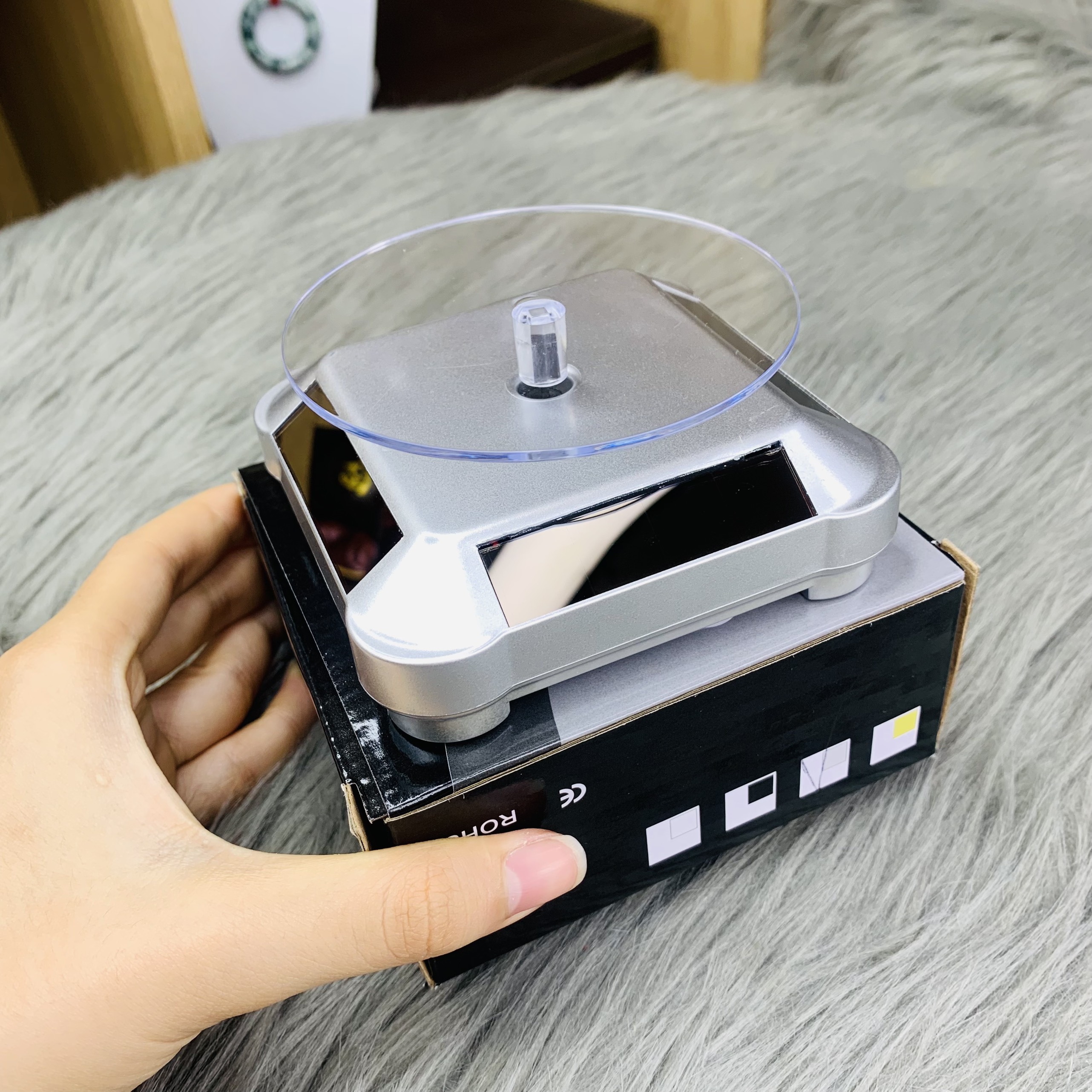 Mộc - Đế xoay trưng bày sản phẩm đá quý trưng bày vòng tay trưng bày đá phong thủy