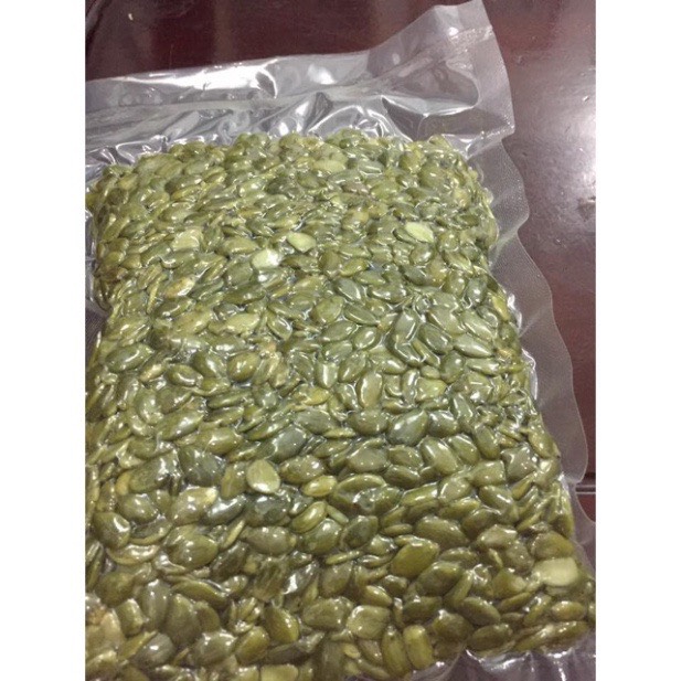 Nhân hạt bí xanh Mỹ còn sống 1Kg