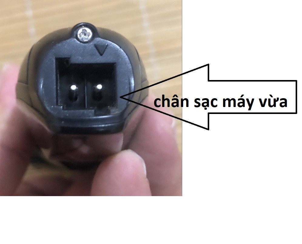 cục sạc cạo râu panasonic RE7-80