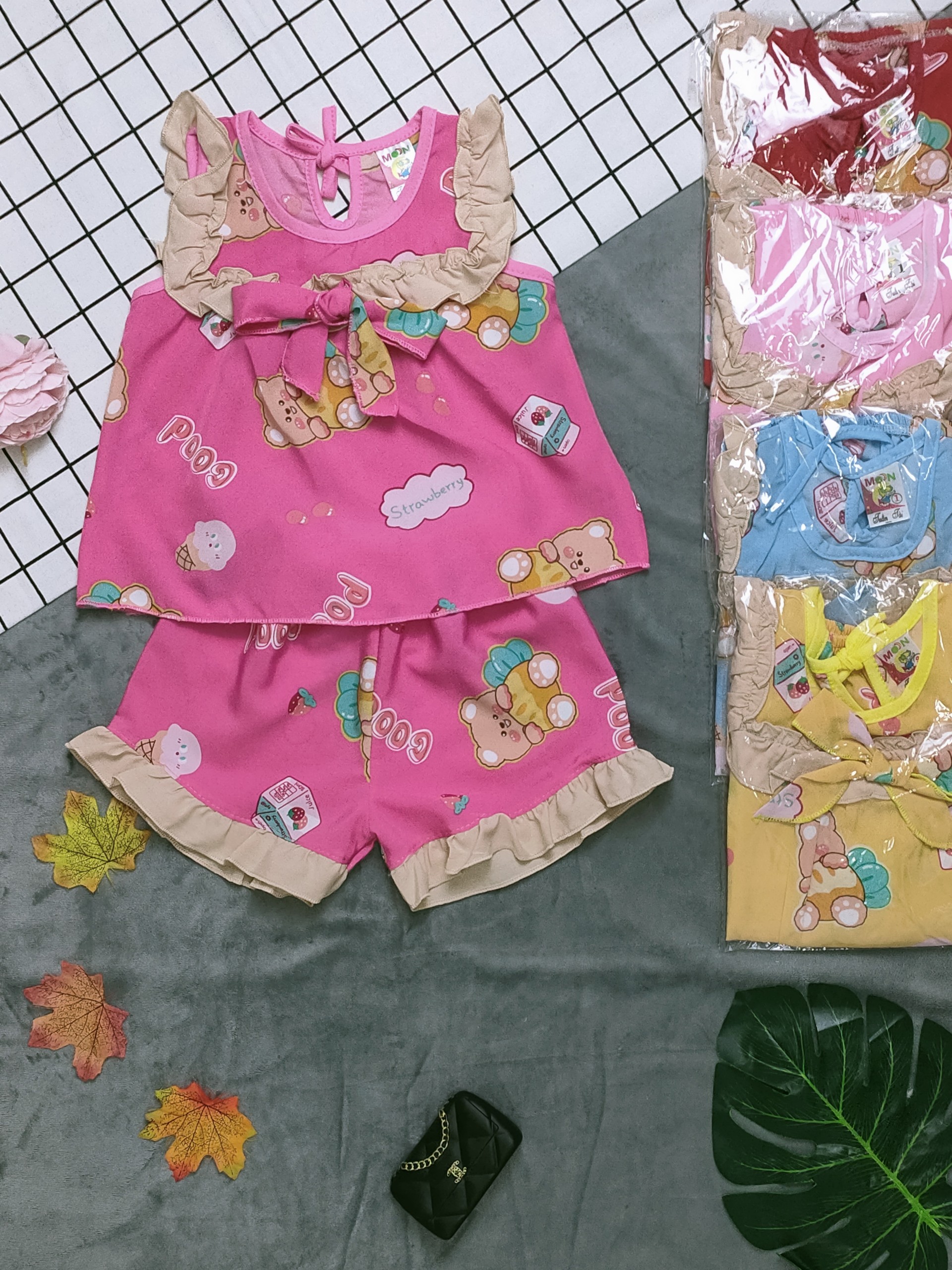 Bộ Lụa Tay Cánh Tiên Viền Bé (6-18kg) ( giao màu ngẫu nhiên)