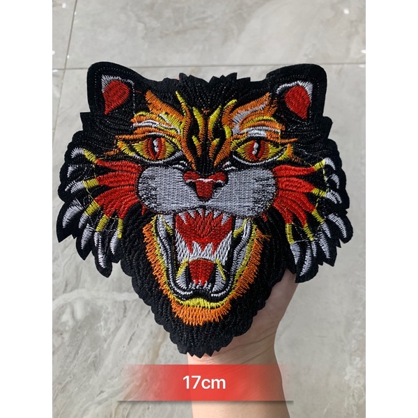Miếng Sticker Thêu Ủi hình sói