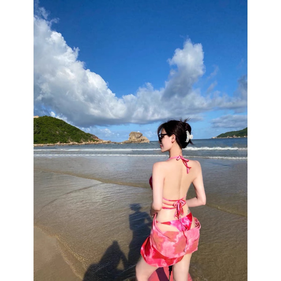 Set bikini 3 món loang đỏ kèm khăn voan cao cấp