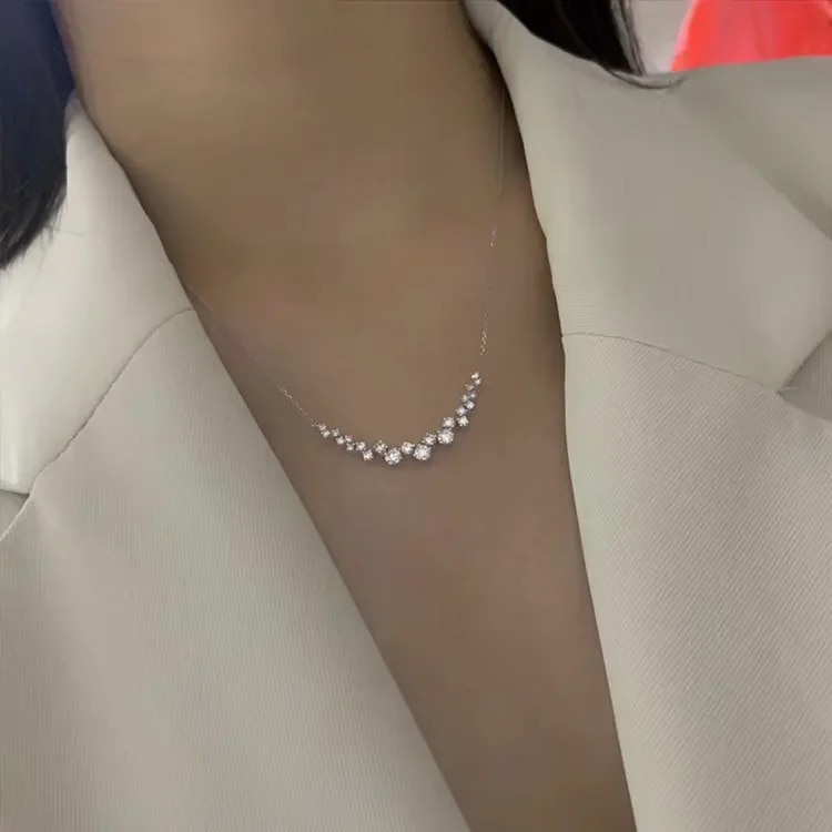 Fashion%20New%20Product%201%20Carat%20Small%20Diamond%20Pendant%20Silver%20Necklace%20Female%20Shiny%20Crystal%20Clavicle%20Chain%20Jewelry%20Party%20Gift%20-%20Image%2010