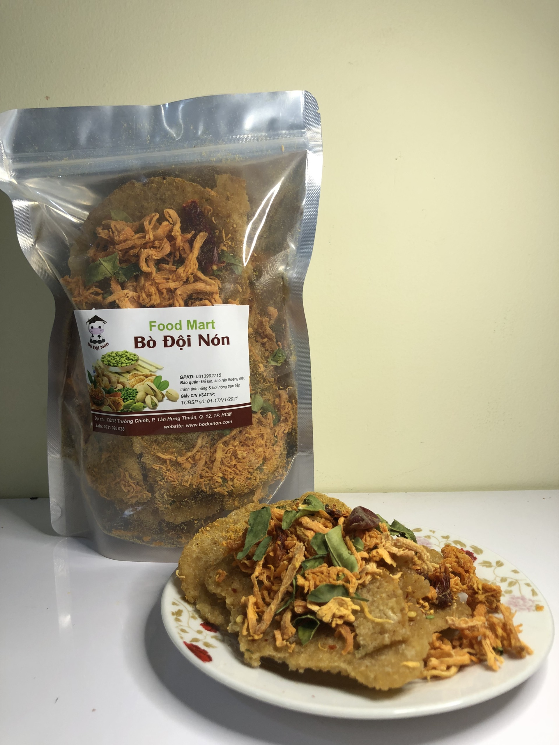 500g cơm cháy mắm hành lắc khô gà - đồ ăn vặt