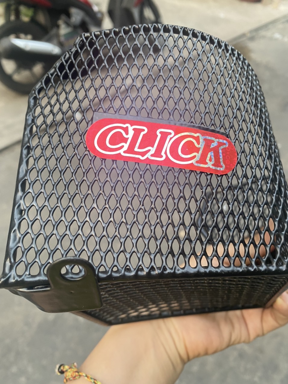 RỔ HÔNG XE CLICK 110