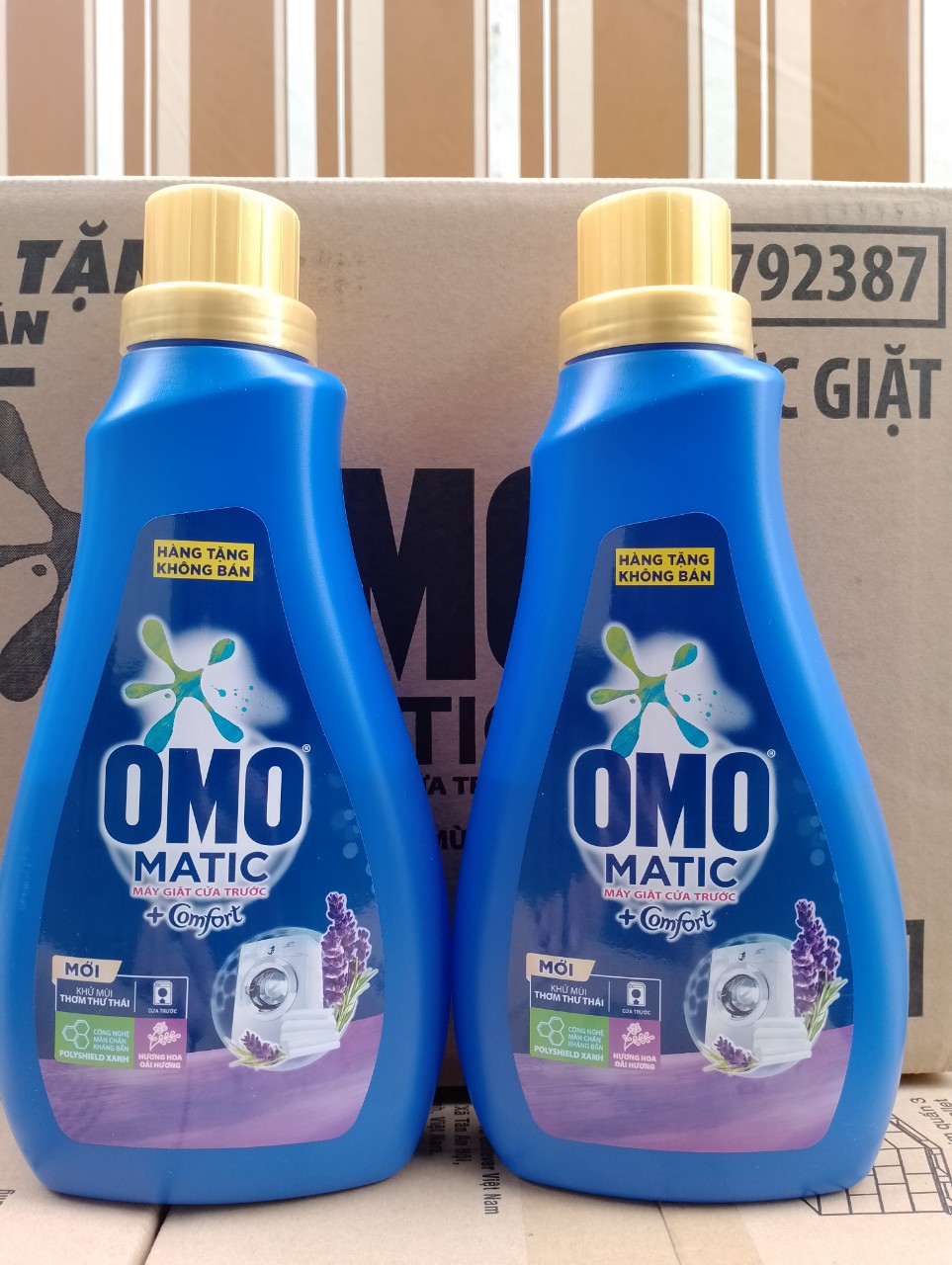[Hàng KM] Nước giặt OMO Matic Cửa trước 720g