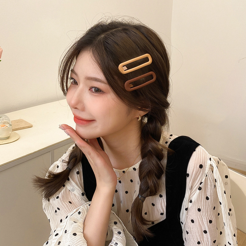 Bộ phong cách Hàn Quốc kẹp tóc màu Vuông hình học