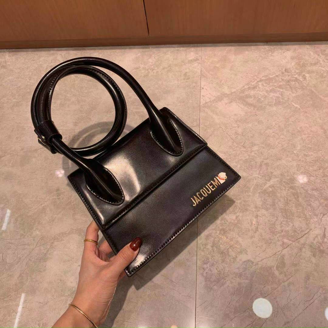 Túi Xách Thời Trang Nữ Jacquemus Quai Tròn
