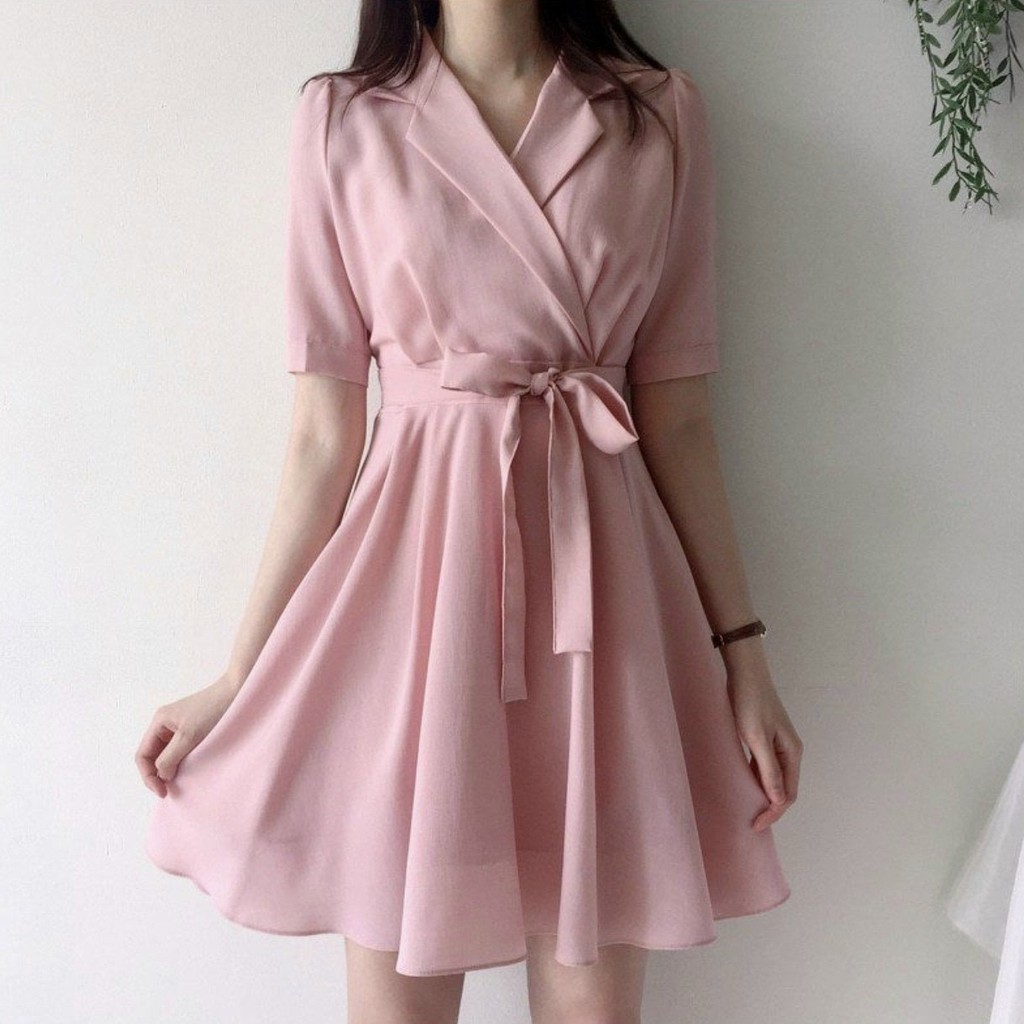 Đầm vest hồng thắt nơ