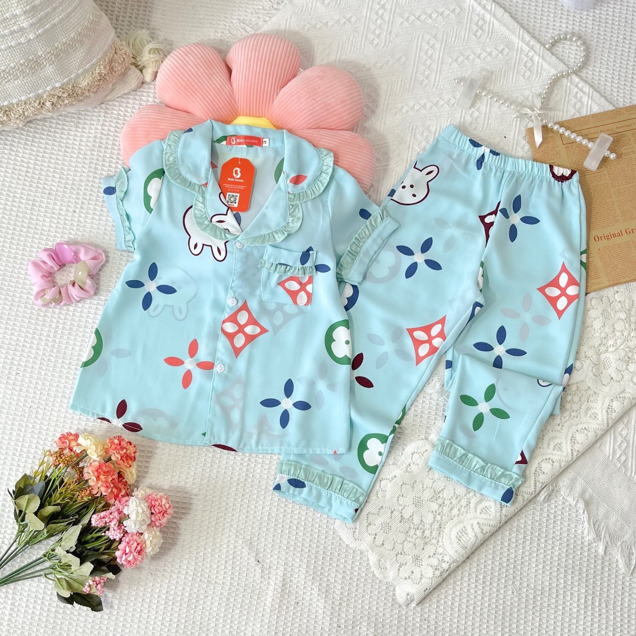 Bộ quần áo ngủ pijama cộc dài mango tay bồng cổ bèo cho bé·