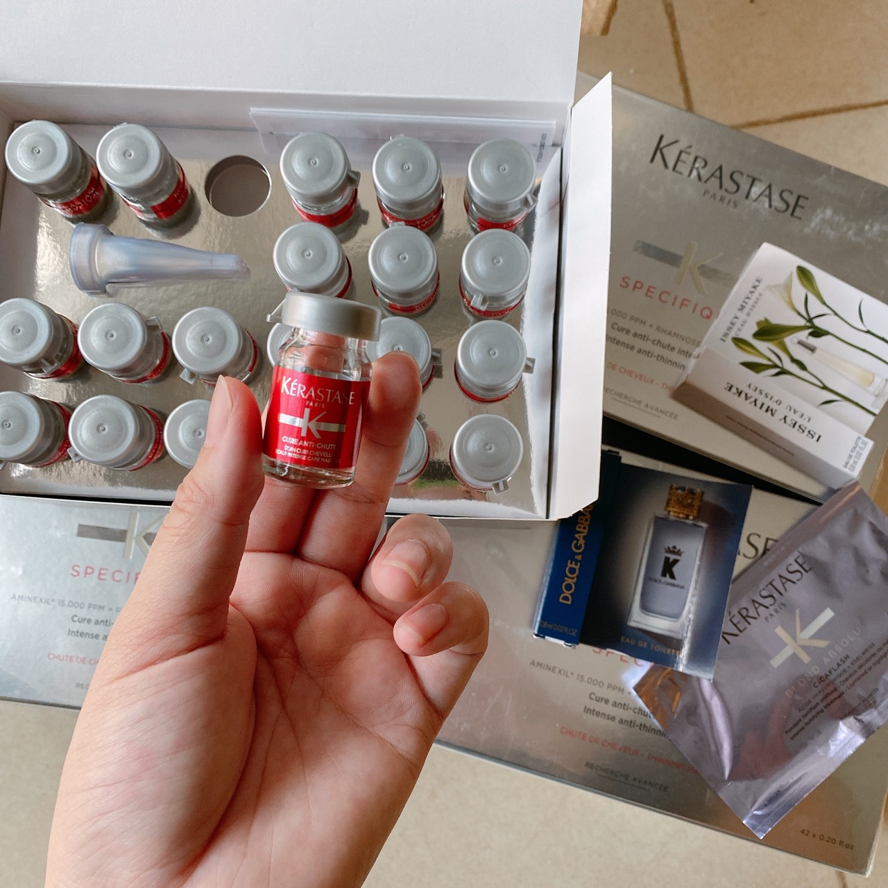 [GIẢM 5% ĐƠN 129K]Serum huyết thanh tóc Kerastase