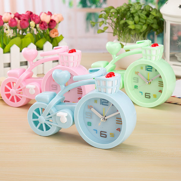 Đồng hồ báo thức để bàn xe đạp siêu kute Dma store