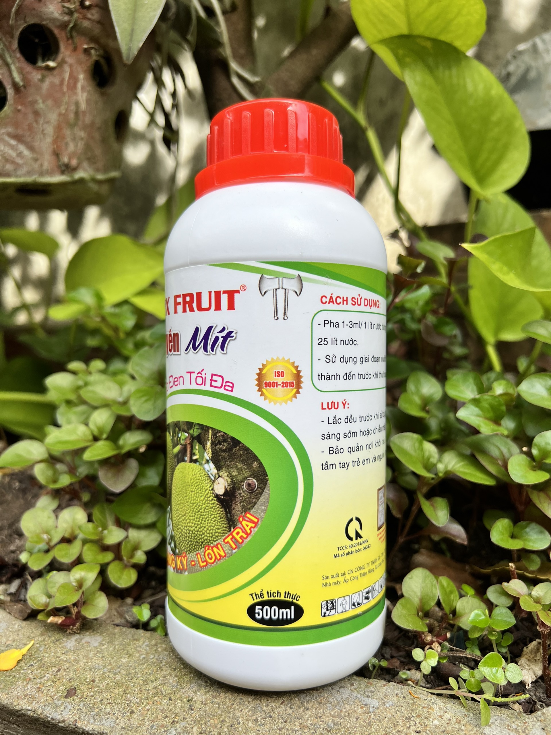 Phân Bón Lớn Trái Mít, Hạn Chế Sơ Đen Max Fruit Chai 0,5 Lít