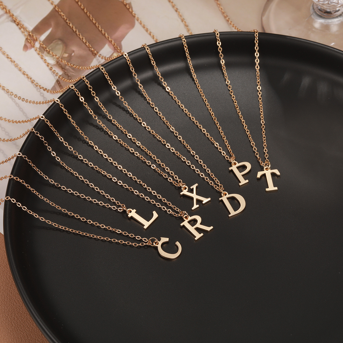 17KM Metal Vintage Gold Color A-Z Initial Letter Necklaces for Women Girls New 2023 Trendy Simple Pendant Necklace Chain Jewelry. 