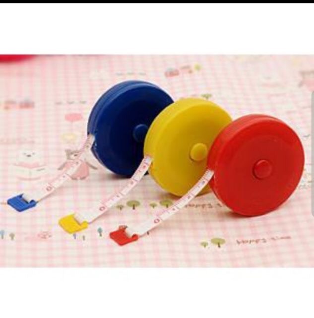 Thước dây cuộn mini cầm tay độ dài 1,5m (màu ngẫu nhiên)