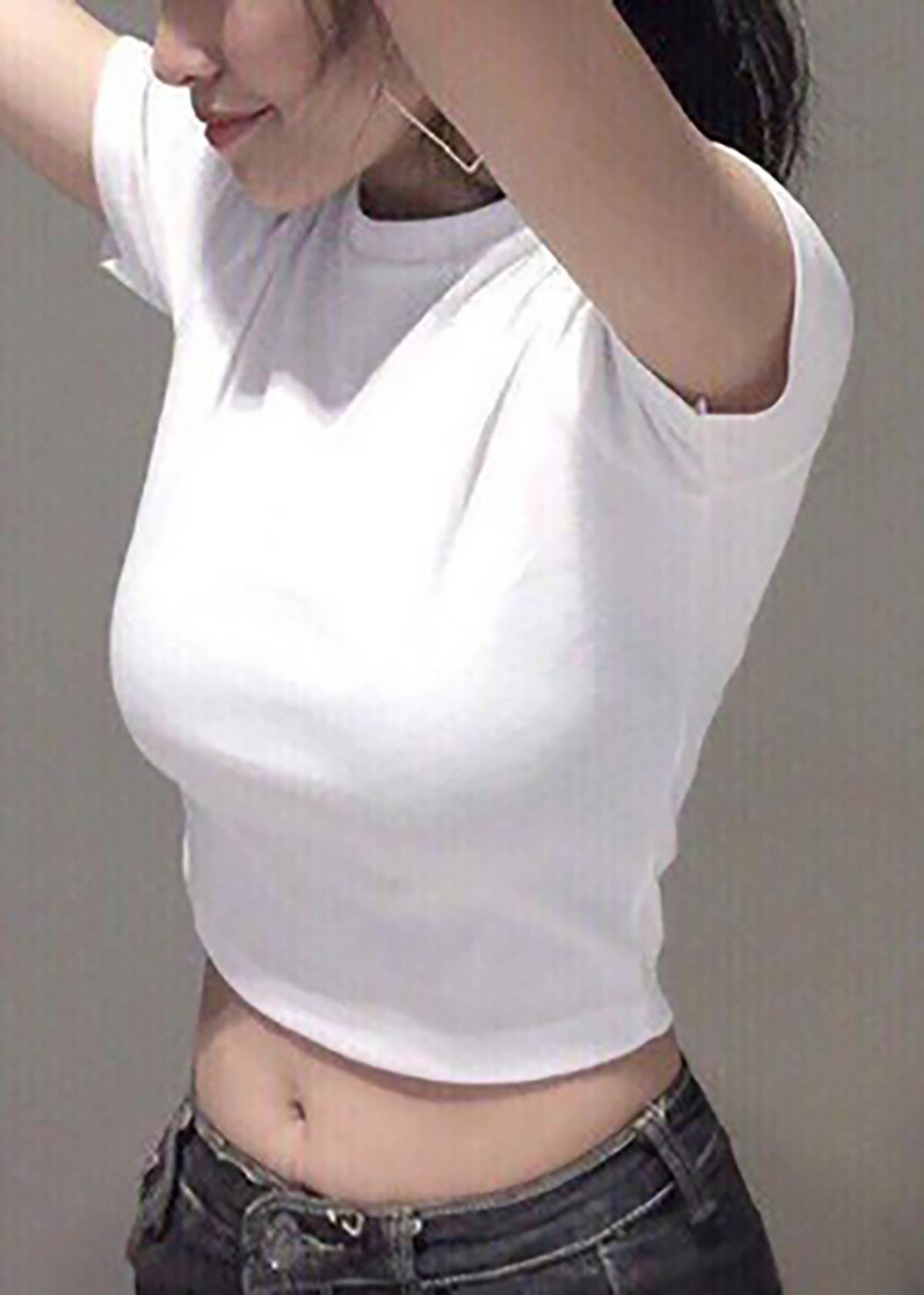 Áo croptop tay ngắn trơn