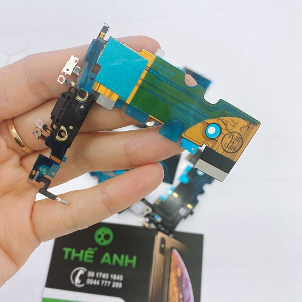 { ẢNH THẬT } Cụm sạc iPhone 8G