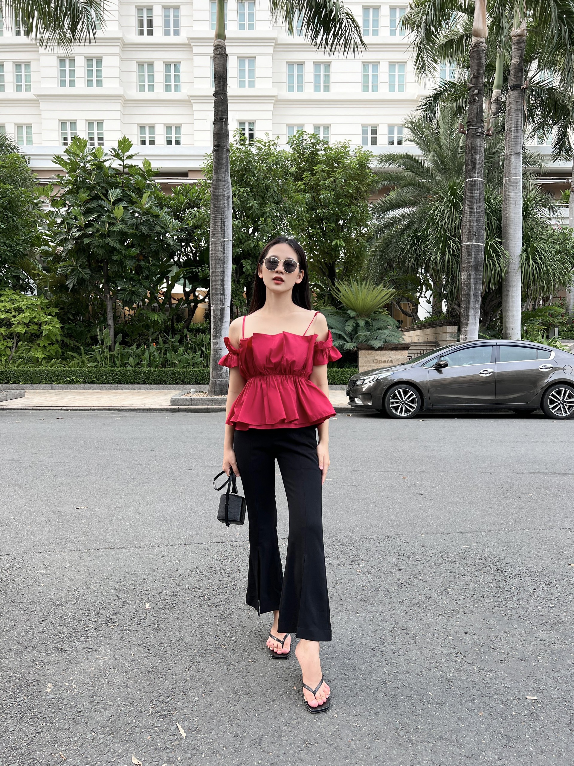 YU CHERRY | Quần nữ Split Signature Pants YQ016