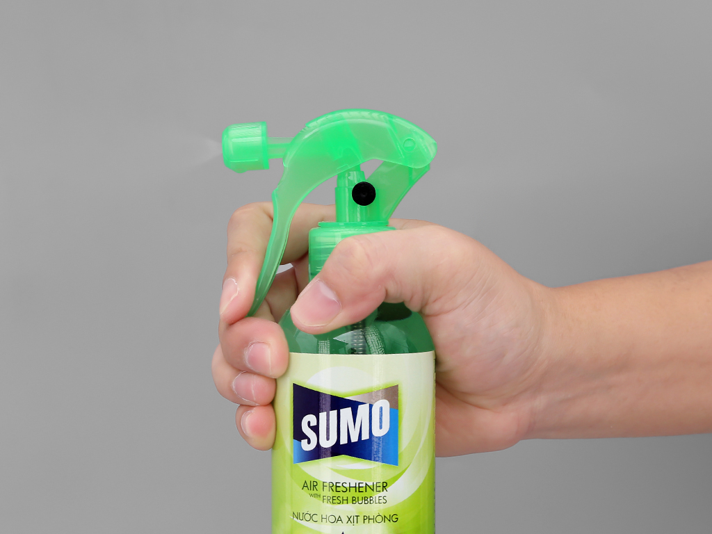 Sumo xịt phòng hương hoa cỏ 350ml