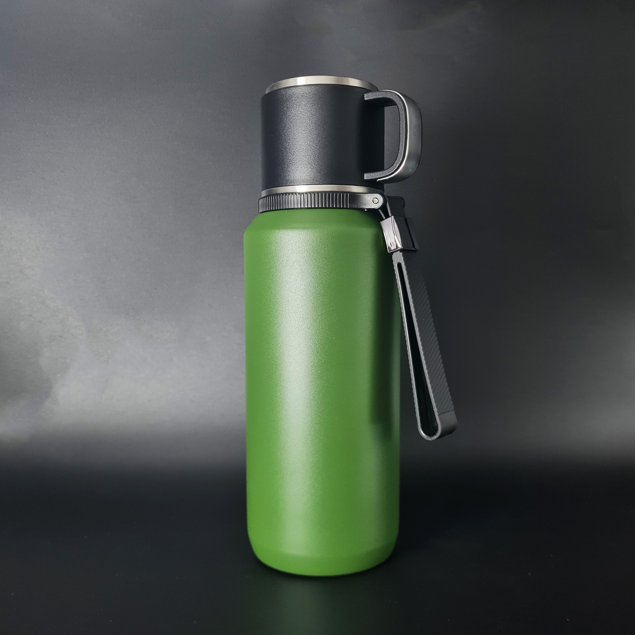 [SG STOCK] 8001000ml Thermos Large Outdoor Sport Water Bottle 316 Grade Thermal Stainless Steel