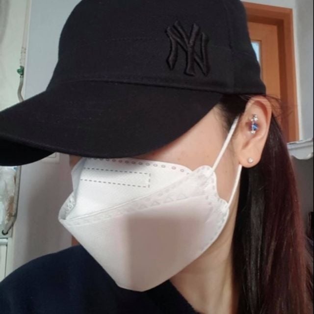 Khẩu trang y tế AMI