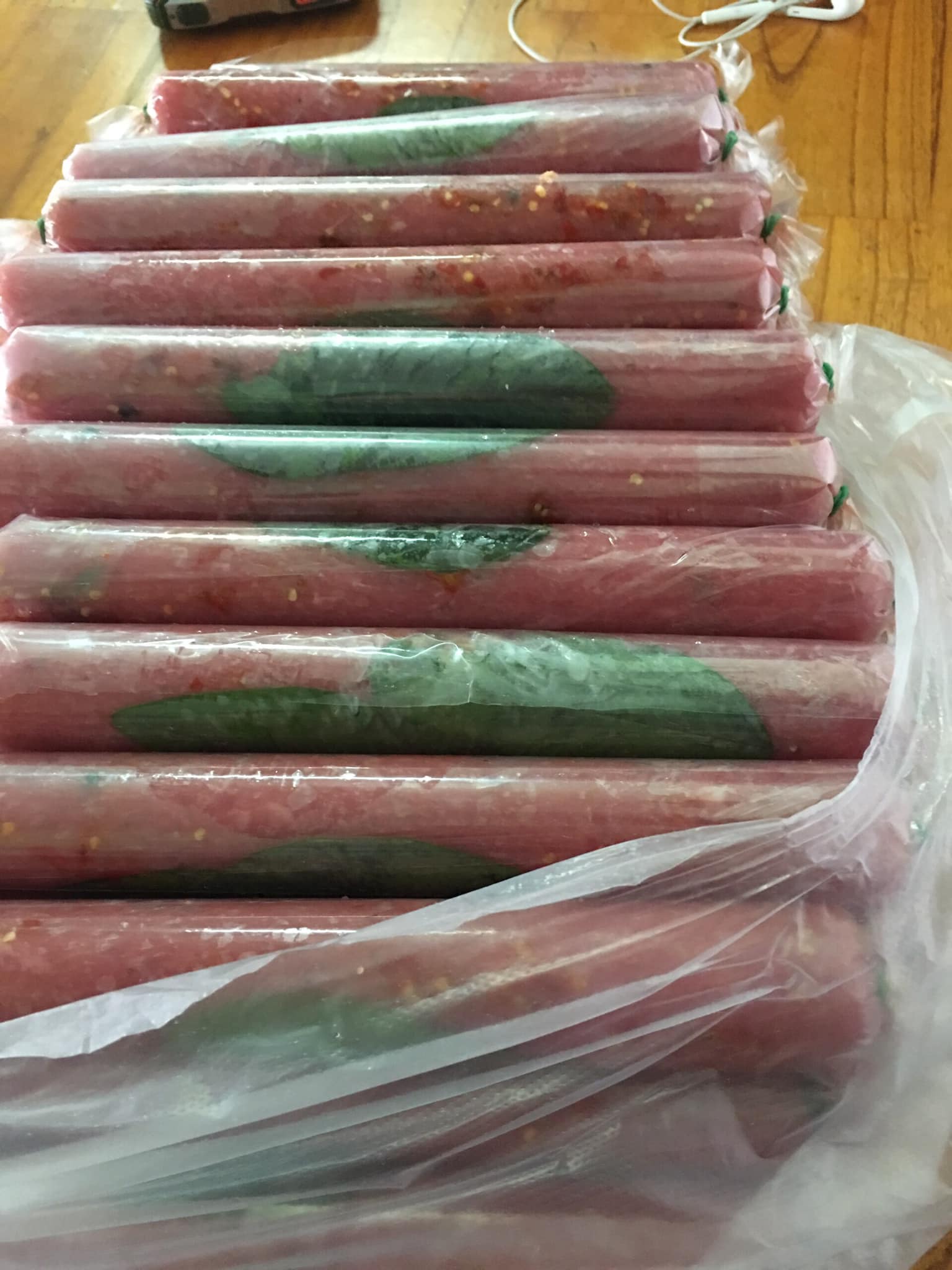 Nem chiếc lá ổi - Đặc sản  Bình Định