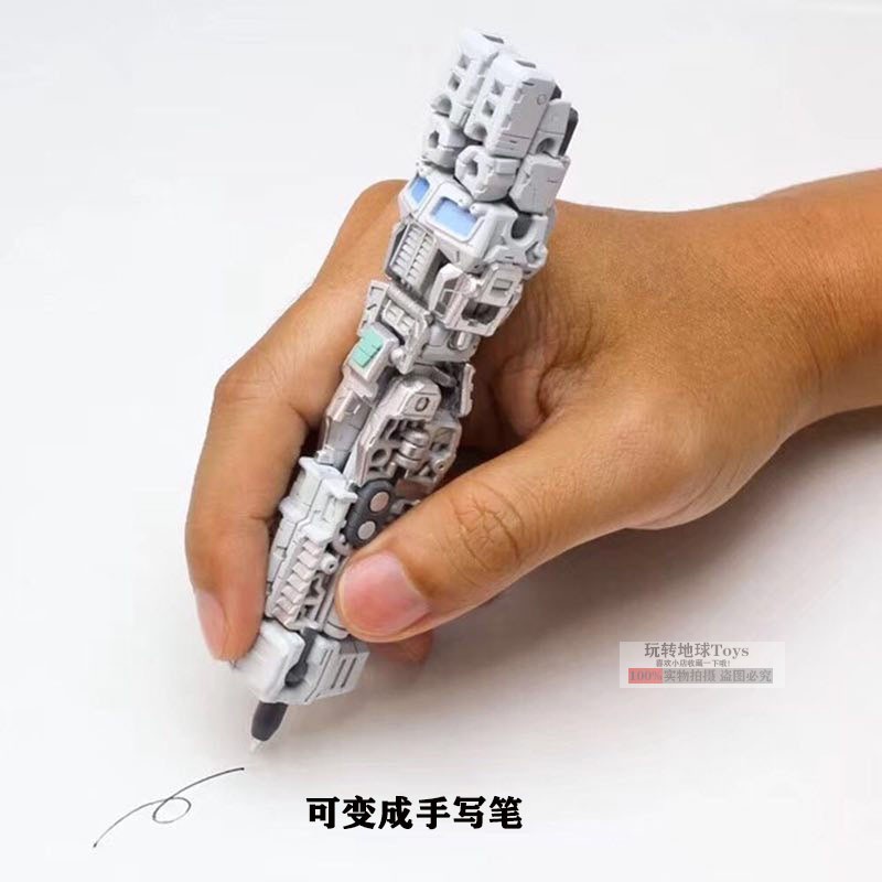 *Mô Hình Đồ Chơi Robot Biến Hình Optimus Prime