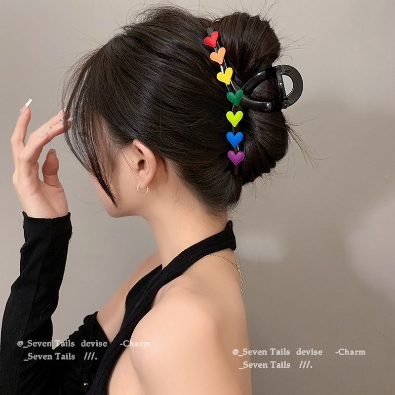 Kẹp Tóc Hình Trái Tim Màu Hồng Bằng Acrylic