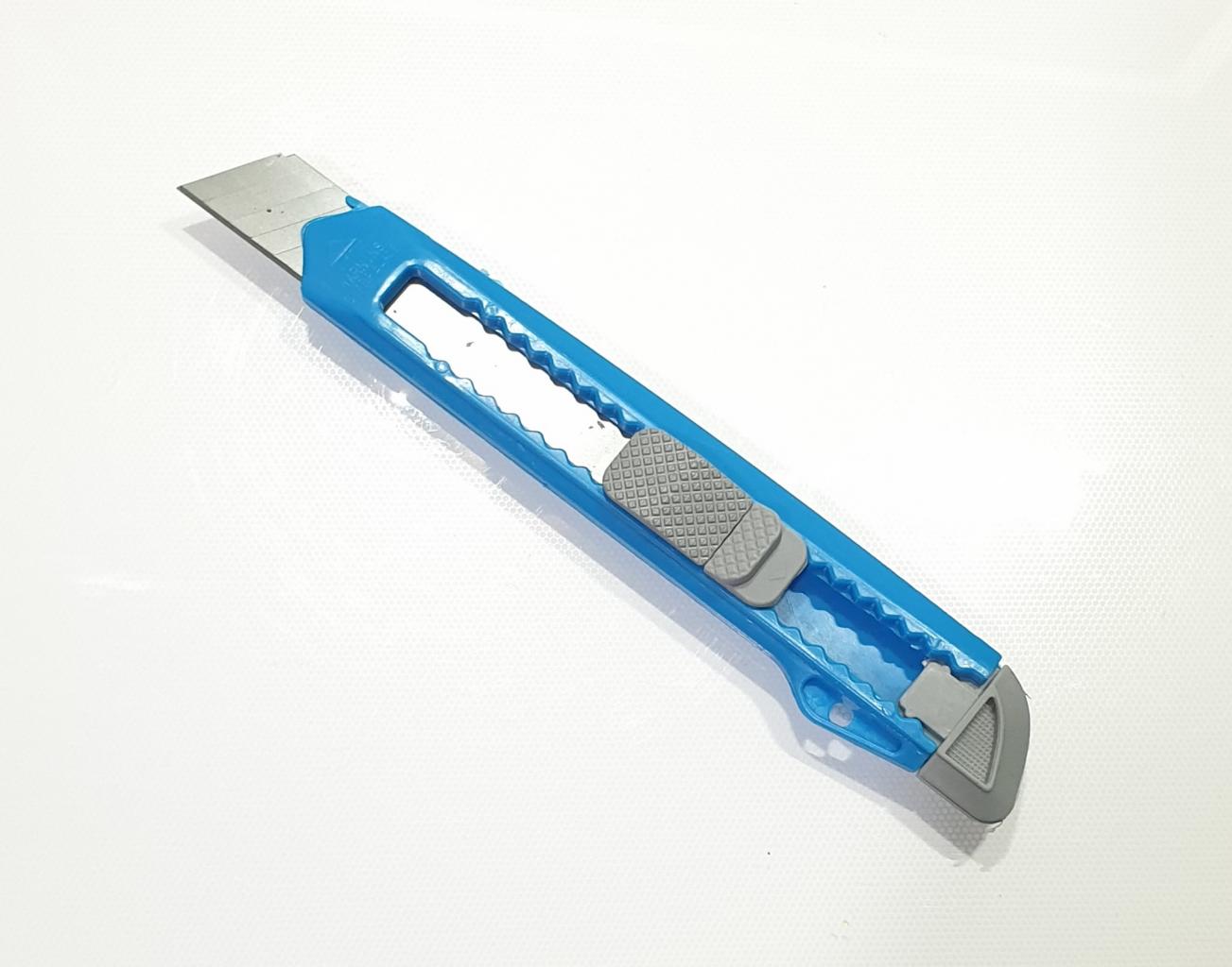 Dao Rọc Giấy Lưỡi Lớn 18mm 803 30S Store