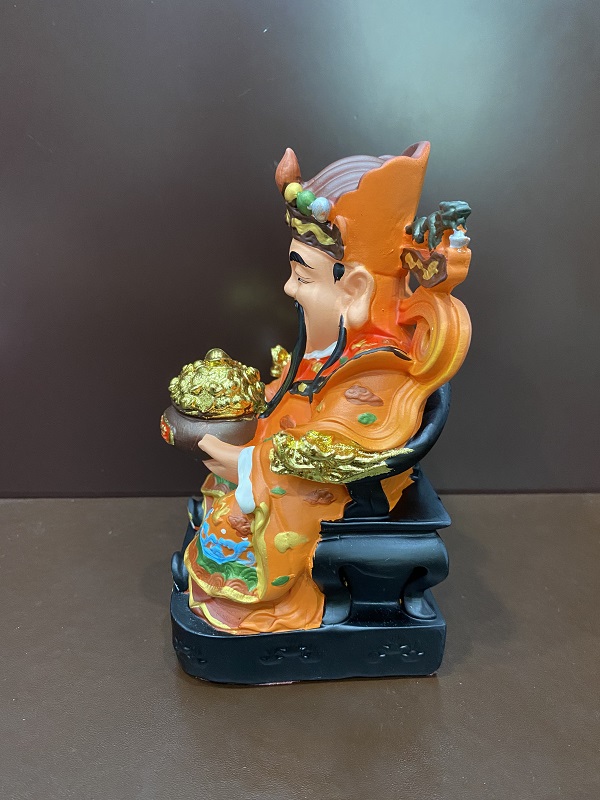 Tượng thần tài may mắn