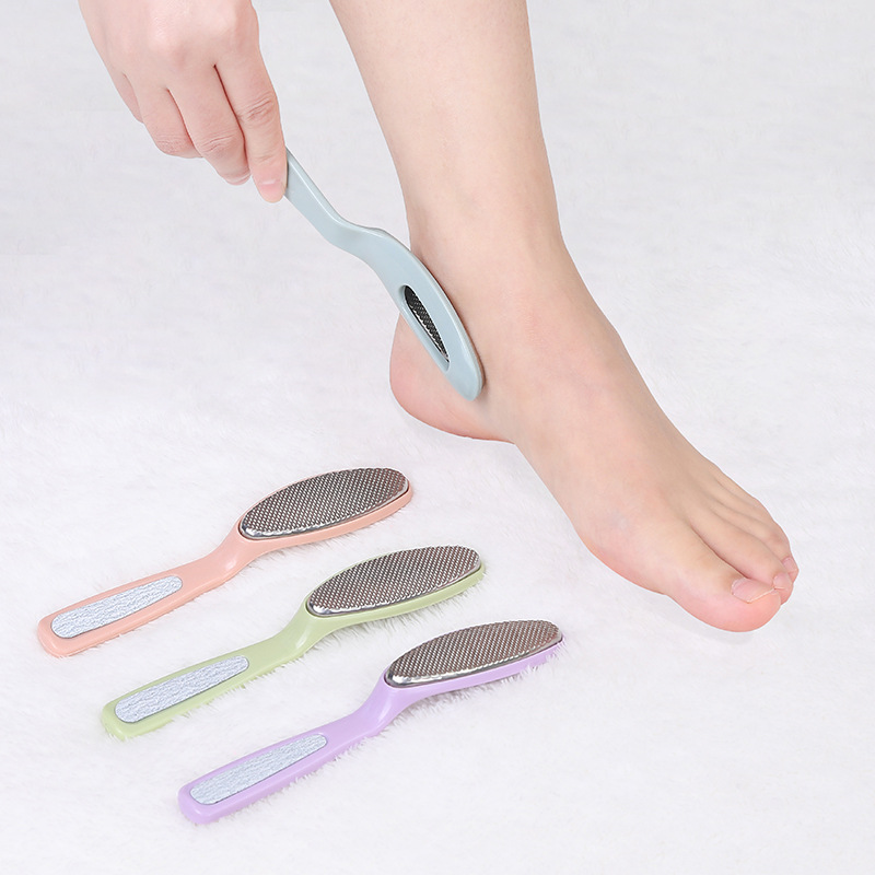 Dụng cụ chà gót chân bằng thép  màu giao hàng ngẫu nhiên