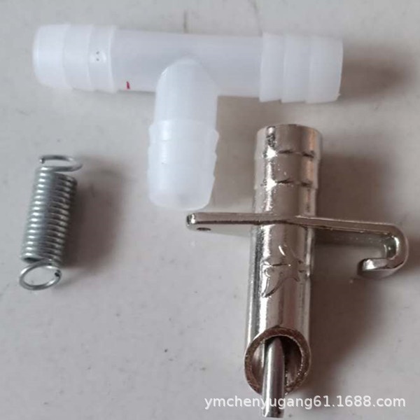 Vòi uống nước tự động cho cầy hương vòi uống tự động chồn hương vòi nước tự động cho cầy mốc vòi uống nước cho cầy vòi uống nước cho thỏ vòi nước uống