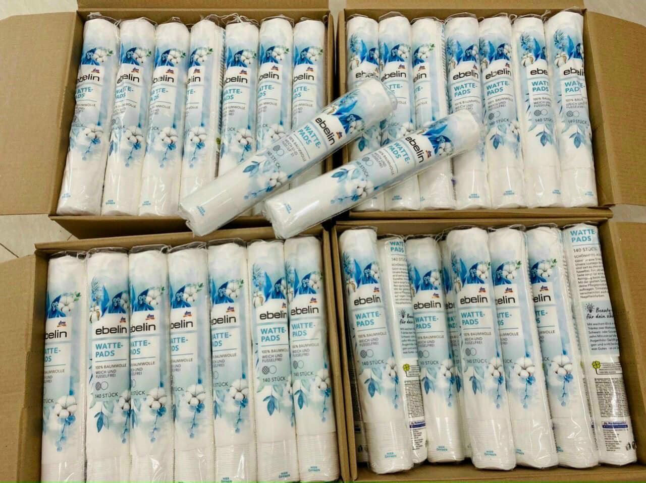 Bông Tẩy Trang Ebelin Đức 140 miếng