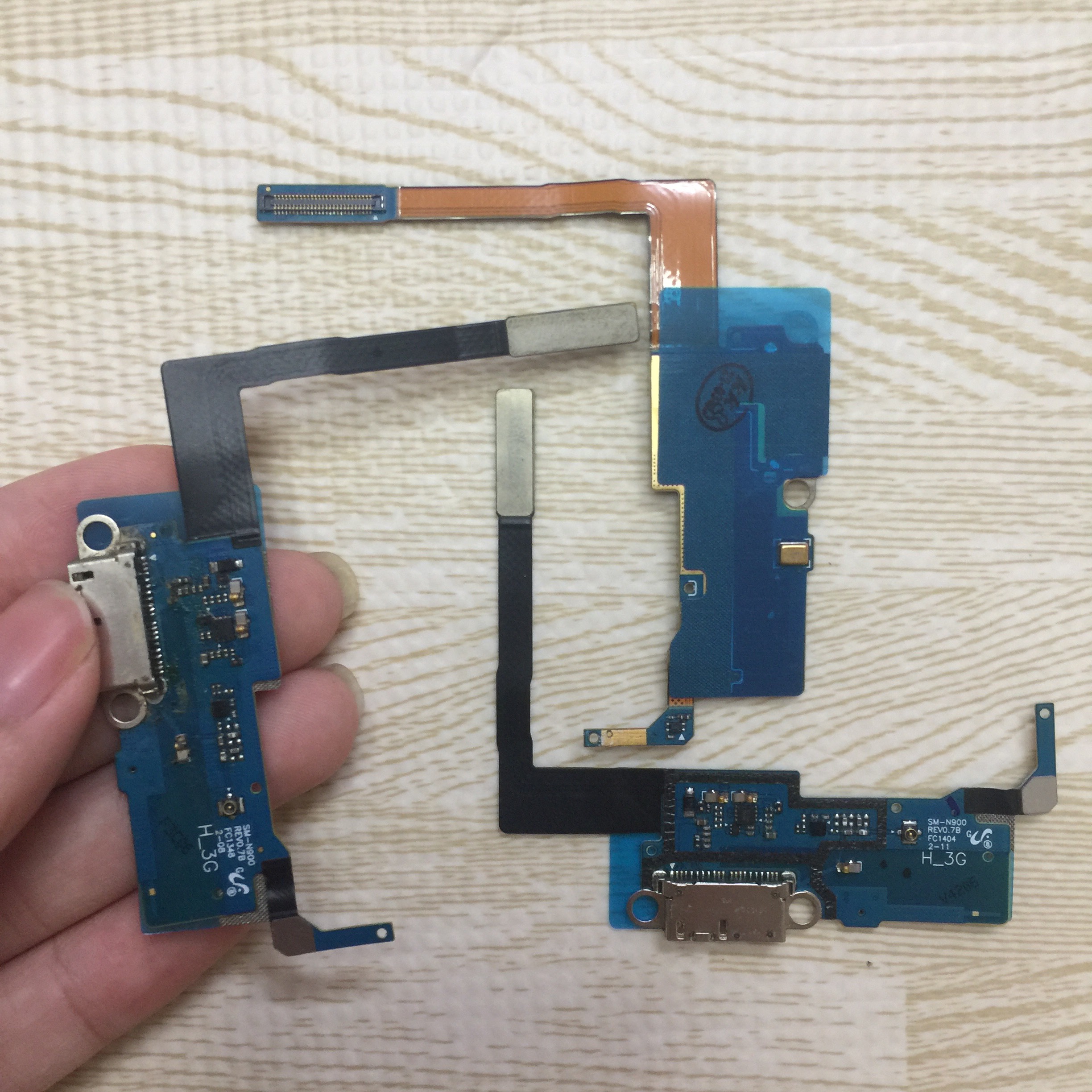 CỤM ĐUÔI SẠC SAMSUNG NOTE 3