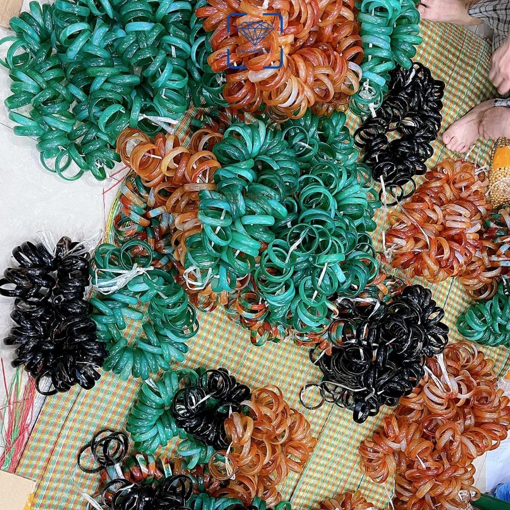 Vòng tay mã não bản hẹ