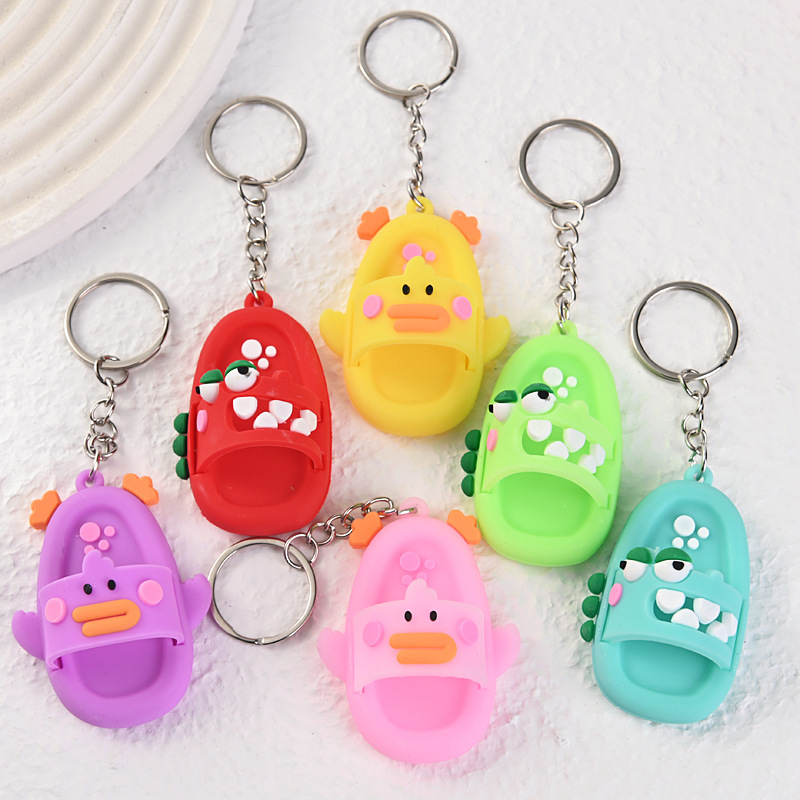 Móc khóa dép hình con vật cute