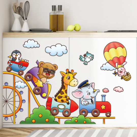 Decal trang trí tường - Xe lửa của những người bạn thú