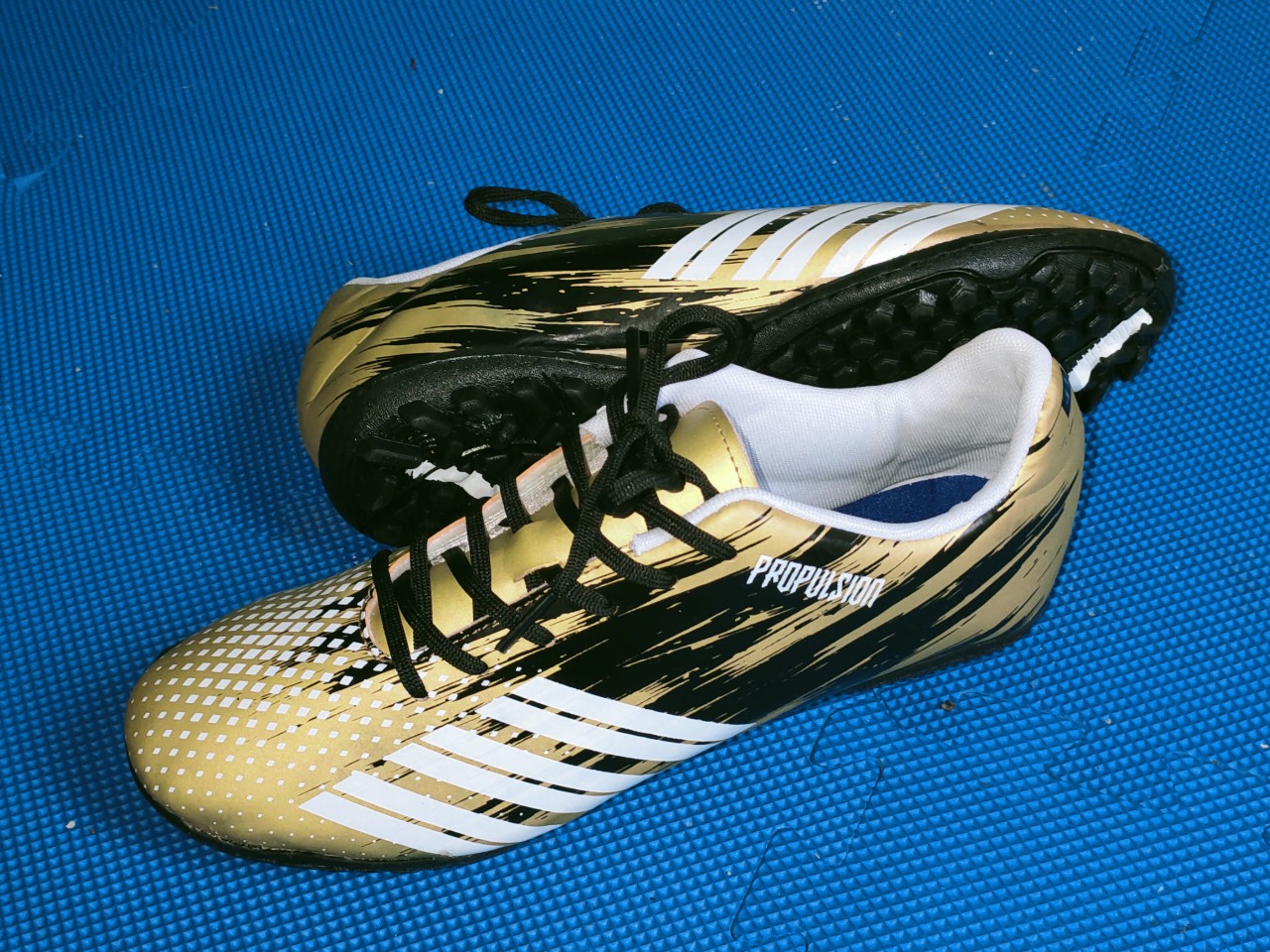 giày đá bóng sân cỏ nhân tạo pro22, giày đá banh