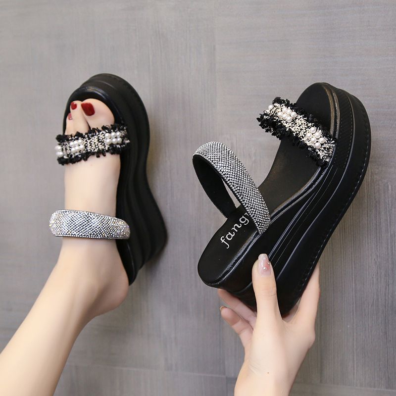 Women's Wedge Sandals with Anti Slip Thick Soft Soles for Wearing on The Outside New Beach Vacation Beach