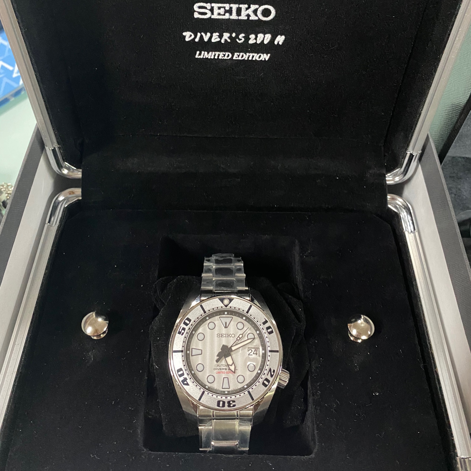 MRC-F20 SILVER SUMO ダイアナの王室 NEW Seiko Prospex Silver Sumo SS Thailand Ltd Diver Watch