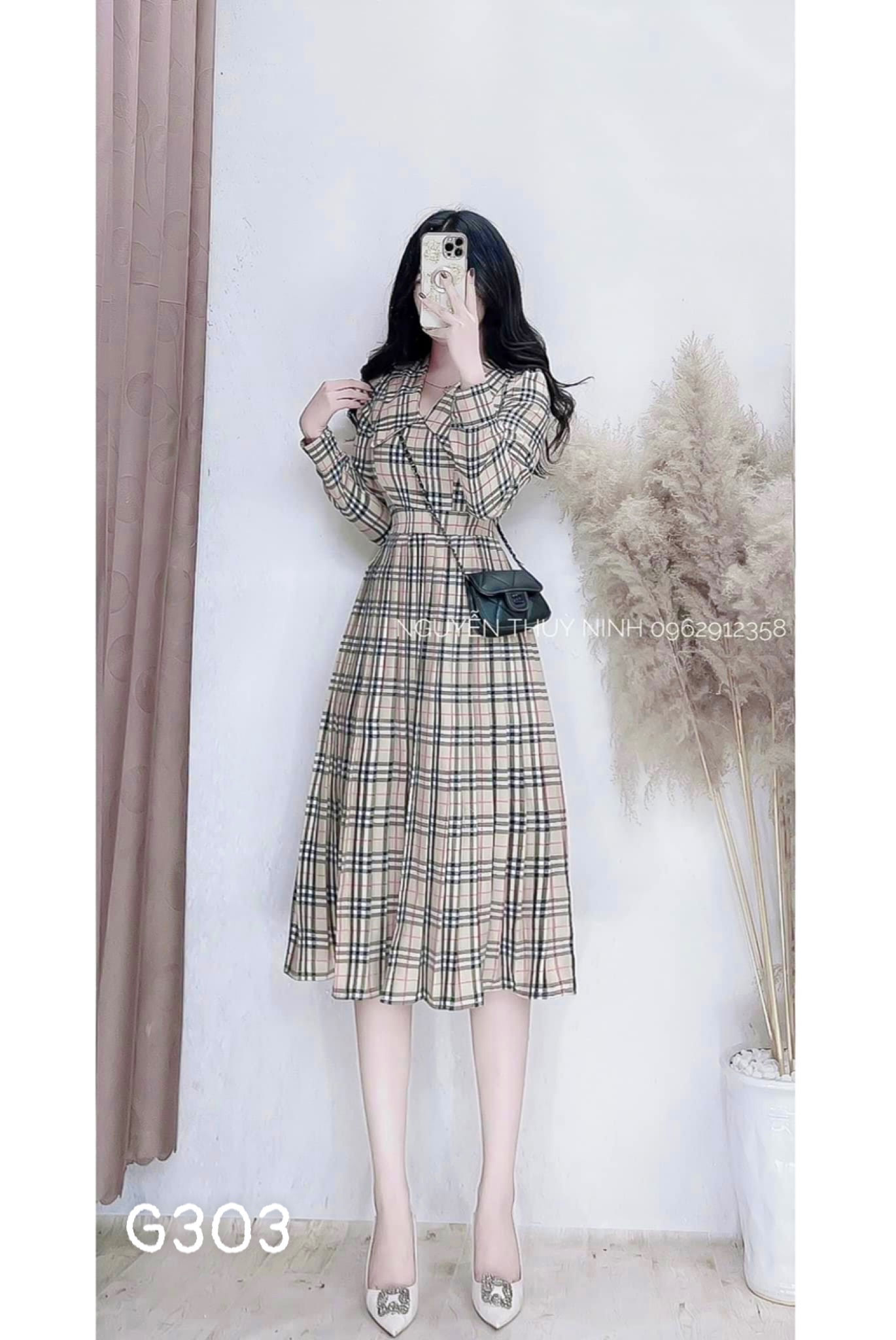 Đầm xoè nữ caro cổ bẻ dạo phố dáng dài tay ngắn g303