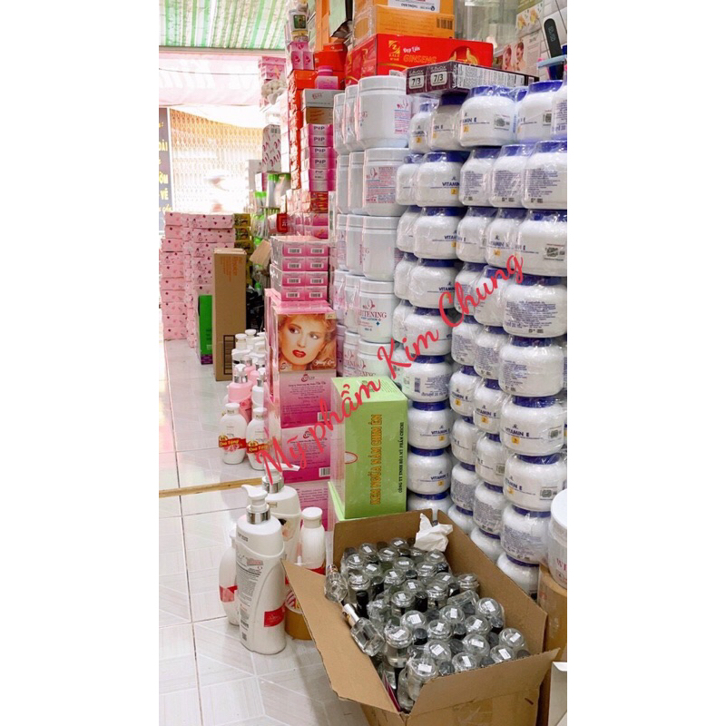 Hộp lẻ kem cô gái Nhật